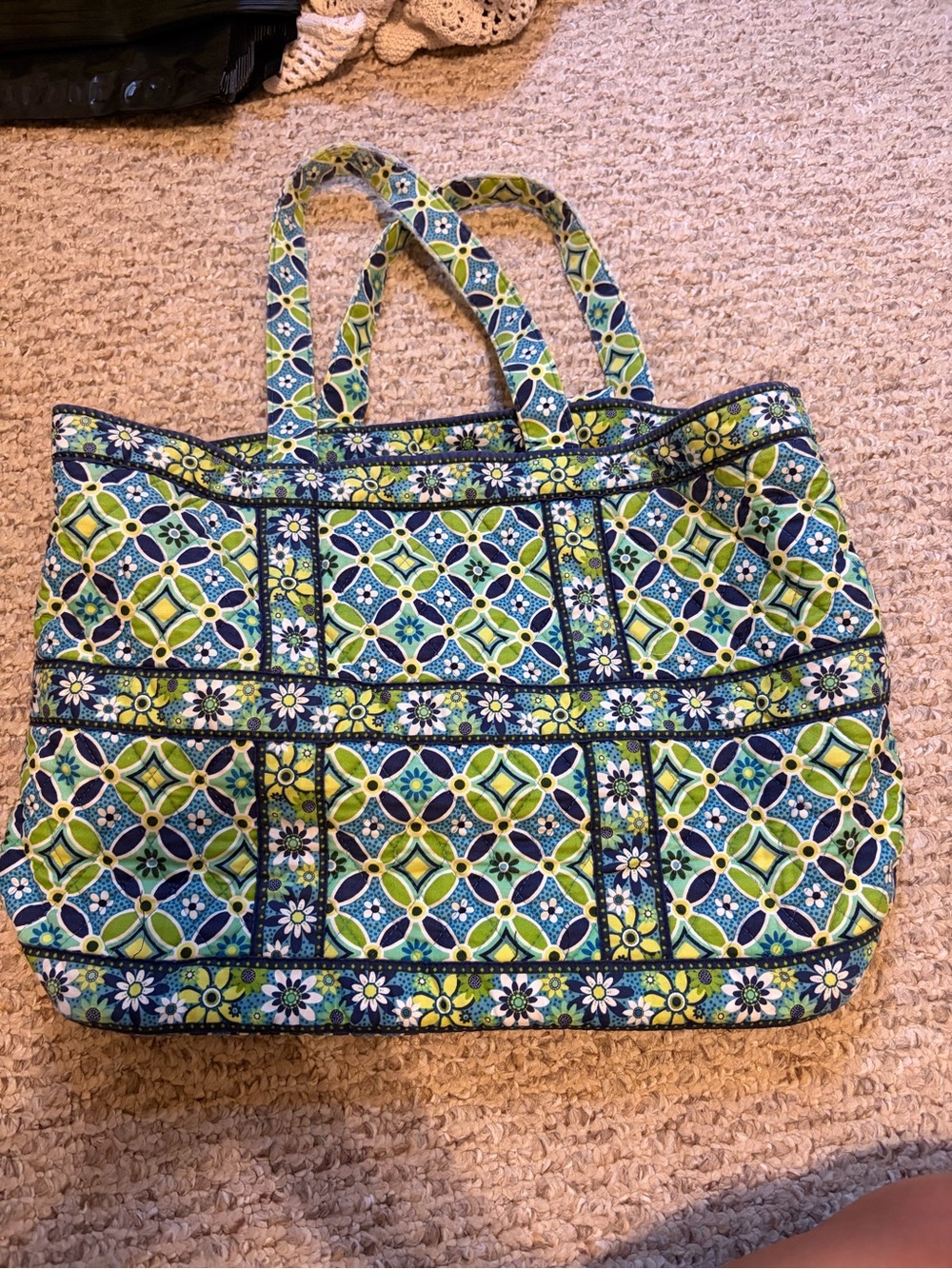 Vera Bradley Green and Blue Quilted Tote- “Daisy Daisy”